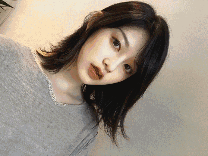 潮流造型的美发店 你想要的明星同款,网红同款发型 男士短发塑形烫 ▼